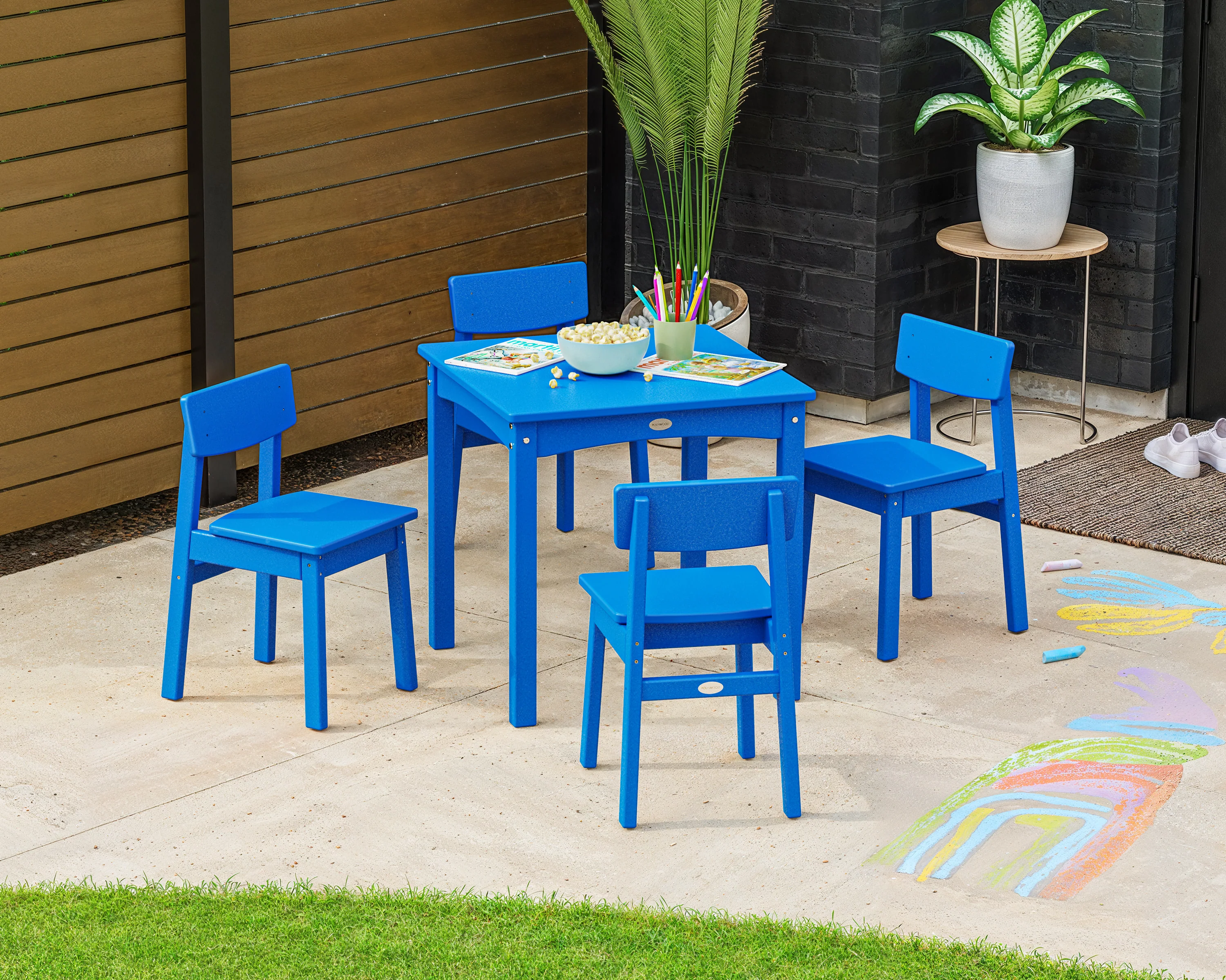 Modern Studio Kids 5-Piece Dining Set - Image 2