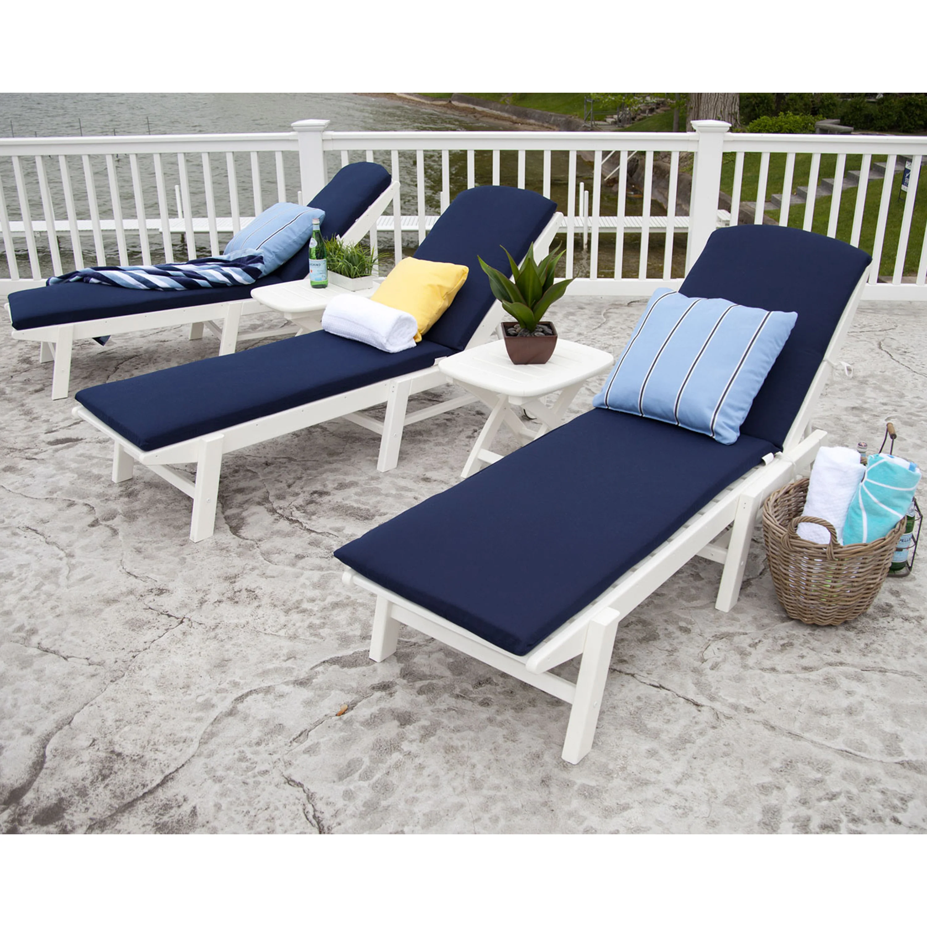 Nautical Chaise with Wheels - Image 10