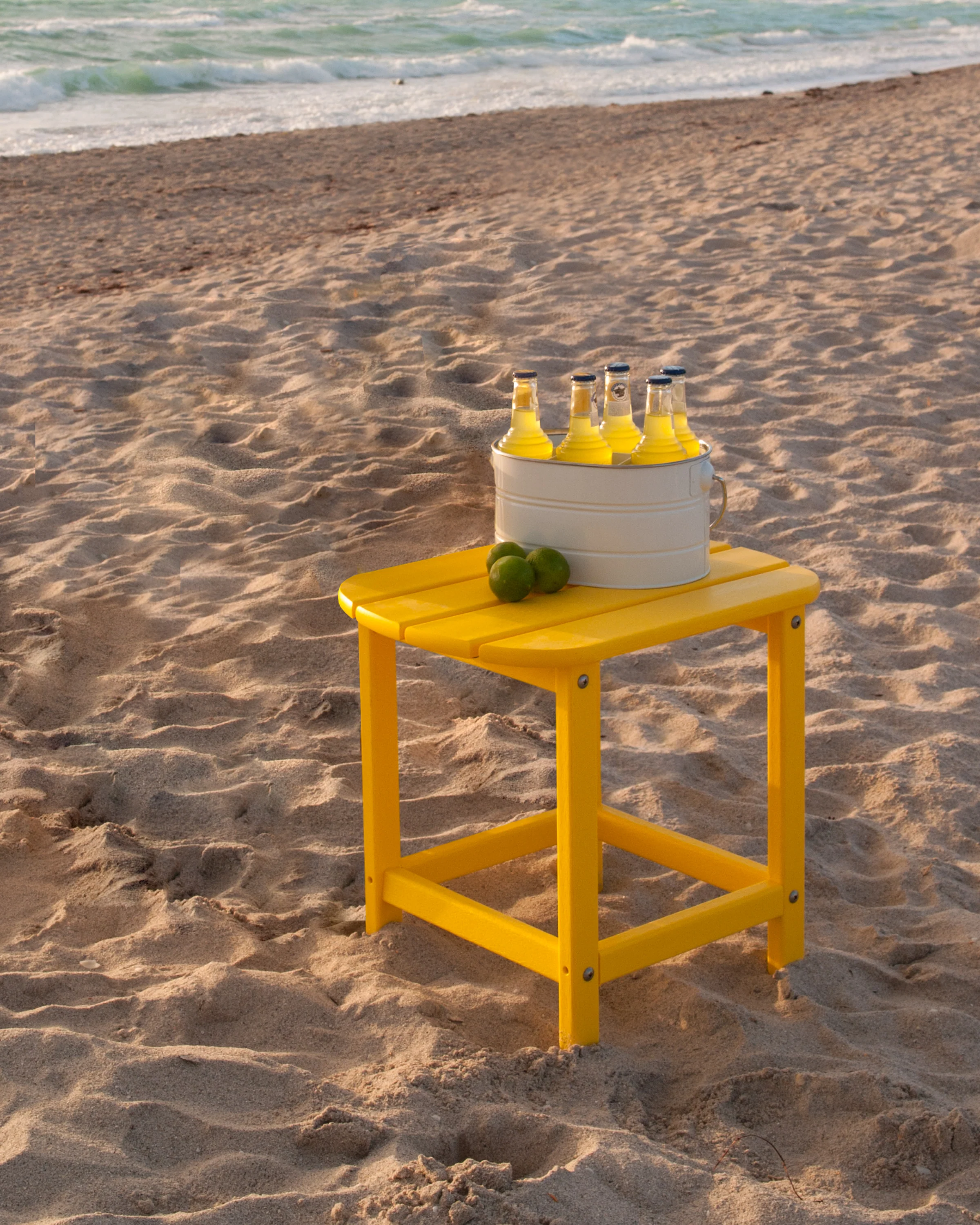 South Beach 18" Side Table - Image 3